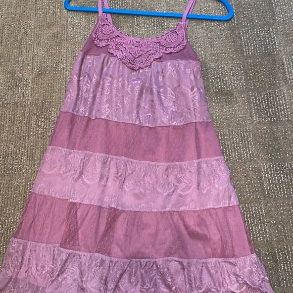 Xhiloration Burgundy A line spaghetti strapped dress - Picture 1 of 5